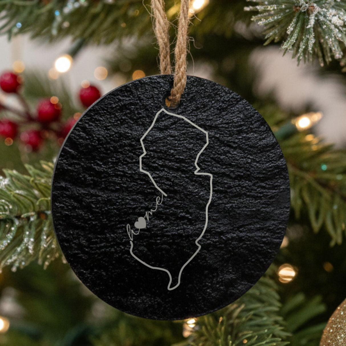 New Jersey round slate Christmas ornament engraved with the state outline and home in script with a heart