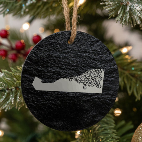 Delaware round slate Christmas ornament engraved with the state shape in ornate floral scrollwork