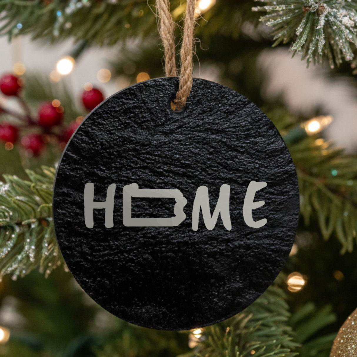 Pennsylvania round slate Christmas ornament engraved with HOME using the state outline as the letter O