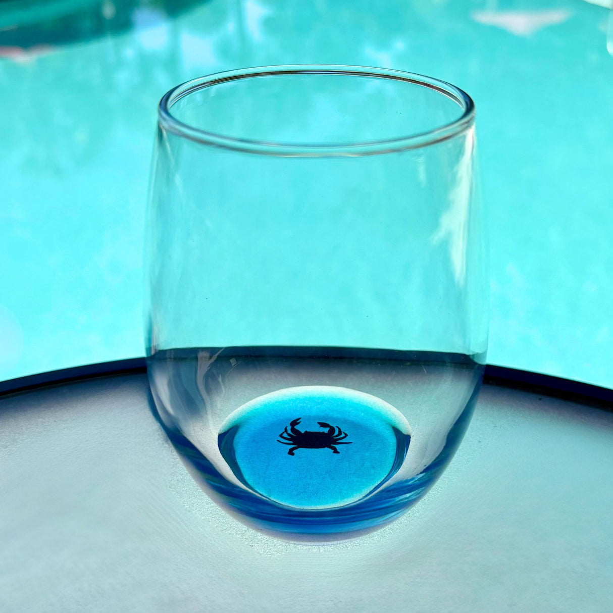 15 oz Ocean Inspired Stemless Wine Glass with Sea Creature