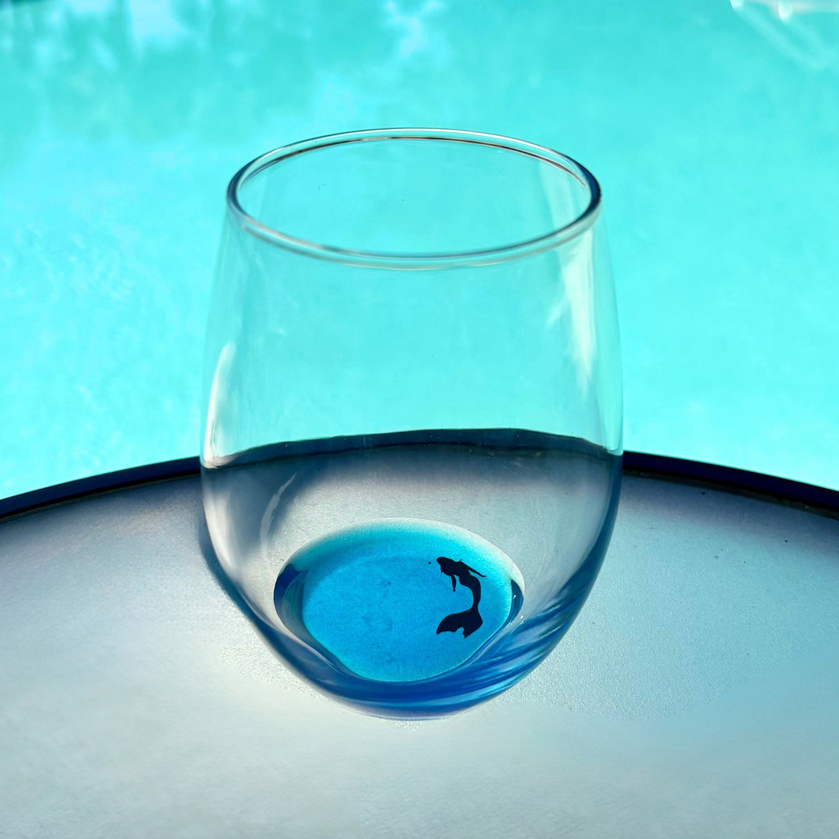15 oz Ocean Inspired Stemless Wine Glass with Sea Creature