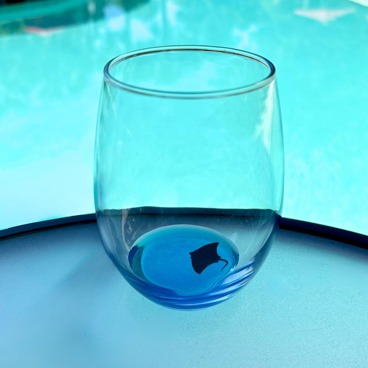 15 oz Ocean Inspired Stemless Wine Glass with Sea Creature
